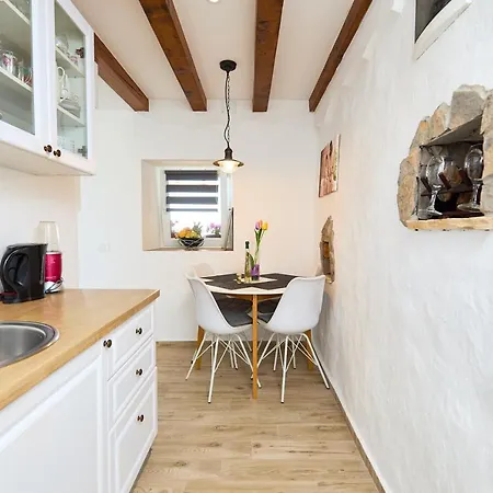 Stone House Biskup * Babino Polje