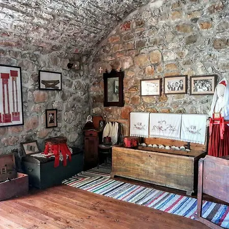 Stone House Biskup