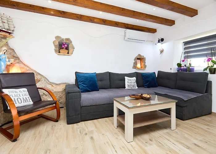 Stone House Biskup Apartamento *