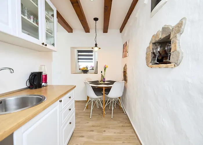 Stone House Biskup * Babino Polje