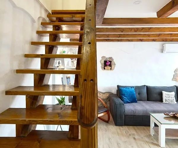 Stone House Biskup *