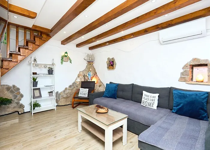 Stone House Biskup * Babino Polje